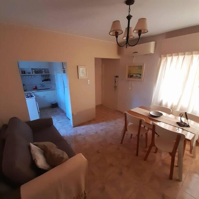 ¨Las Mayolicas¨ Hermoso Depto Con Patio Espanol Mendoza Esterno foto