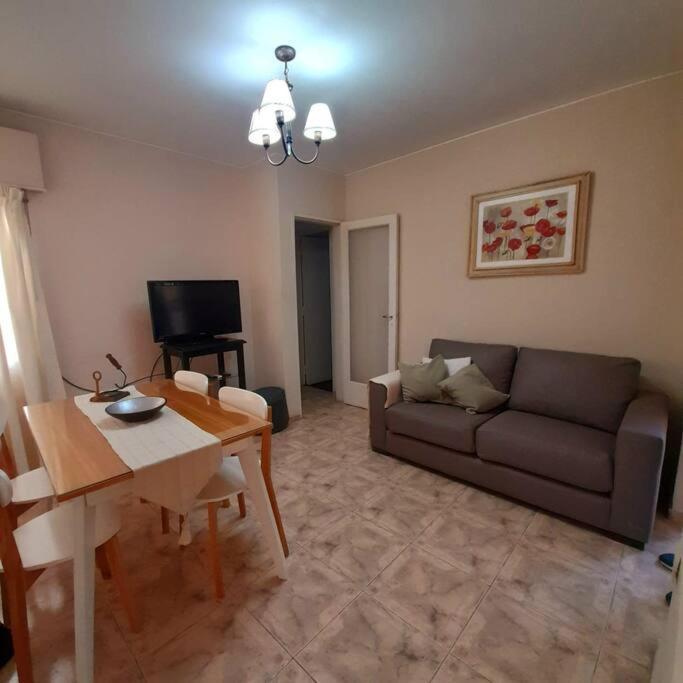 ¨Las Mayolicas¨ Hermoso Depto Con Patio Espanol Mendoza Esterno foto